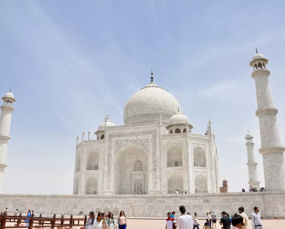 Why Is the Taj Mahal So Famous?